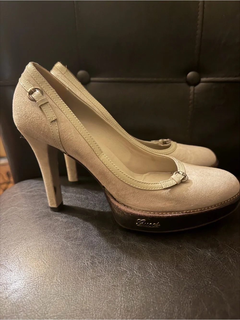 Gucci refined heels